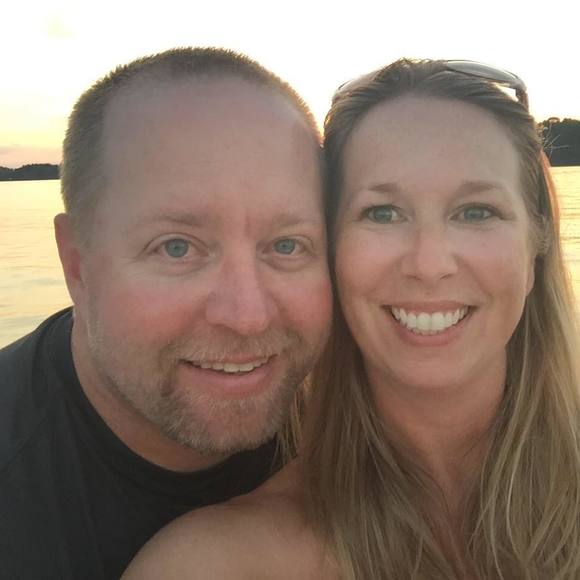 Profile Picture of Amanda Hatley (@ahat1228) on Poshmark