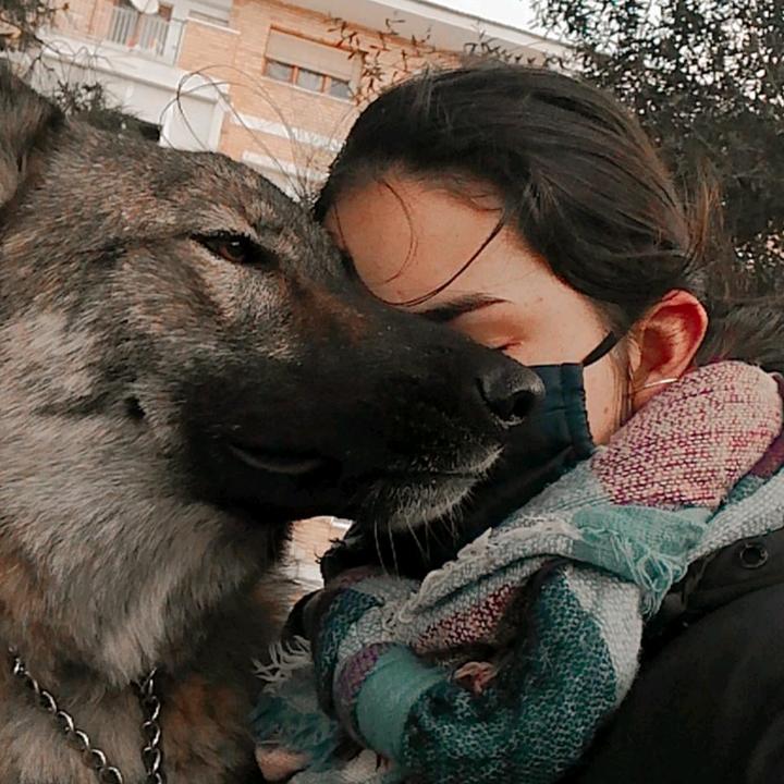 Profile Picture of SYLVIA (@sylviacalderon_) on Tiktok