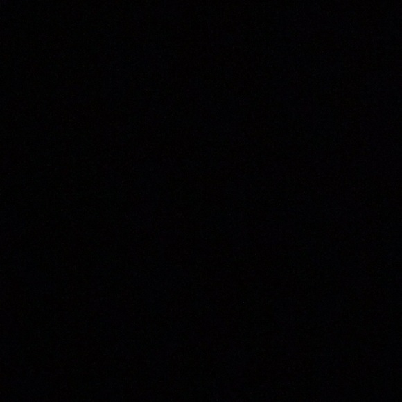 Profile Picture of Iris Flores (@iriflore838) on Poshmark