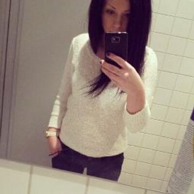 Profile Picture of † (@@CatherineRinker) on Twitter