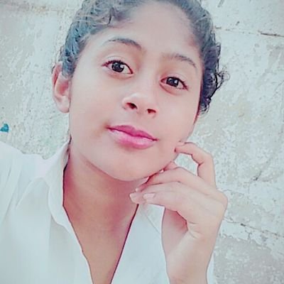Profile Picture of Alexiä Fonseca (@AlexiaFonseca04) on Twitter