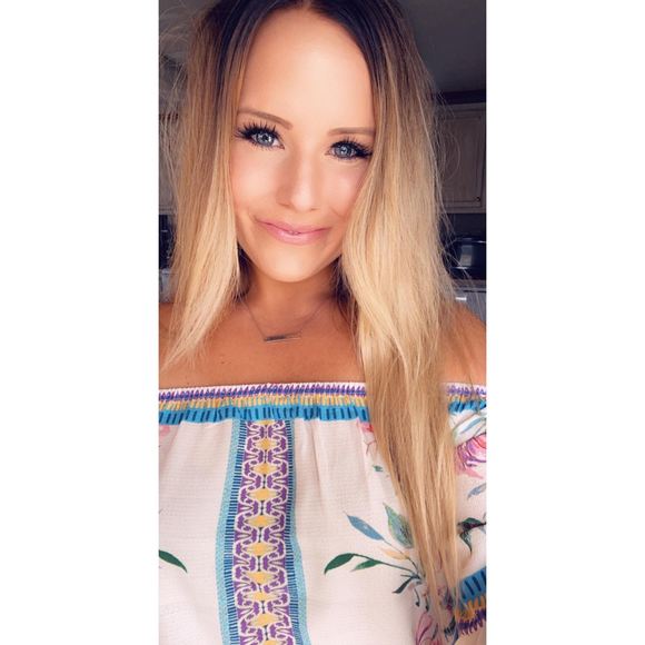 Profile Picture of Mace Jo (@macejo) on Poshmark