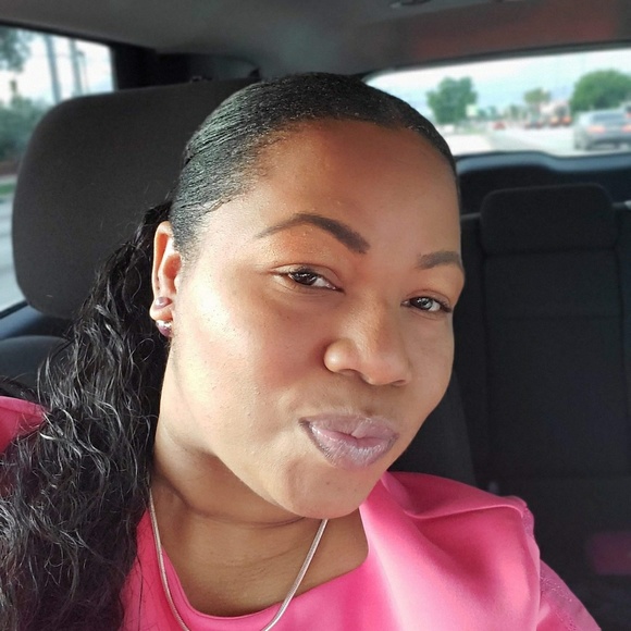 Profile Picture of Lettecia Duplessy (@lettecia79) on Poshmark