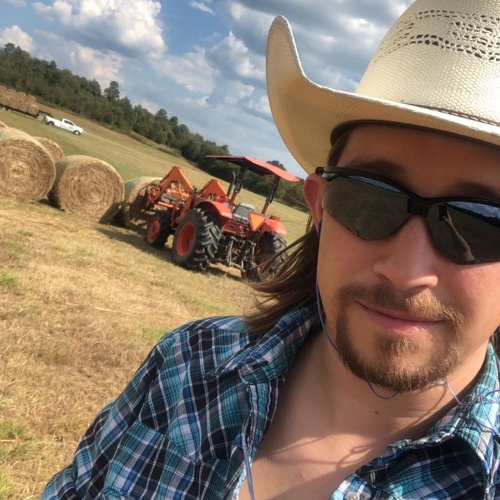 Profile Picture of user5648448320025 (@@glenfrost) on Tiktok