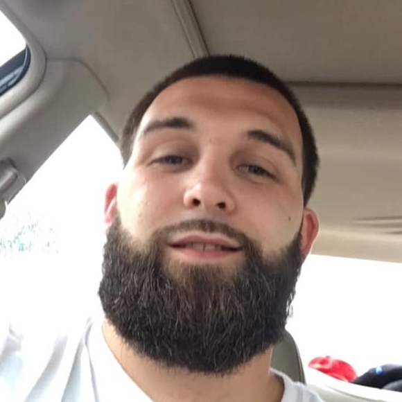 Profile Picture of Christopher Pinsonault (@pinse) on Poshmark