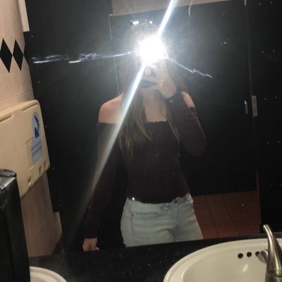 Profile Picture of Kaitlyn Booth (@_yofav_kaitlyn_) on Twitter