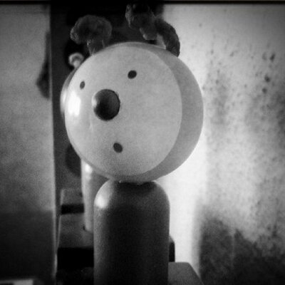 Profile Picture of David Vandeloo (@Umbilicos) on Twitter