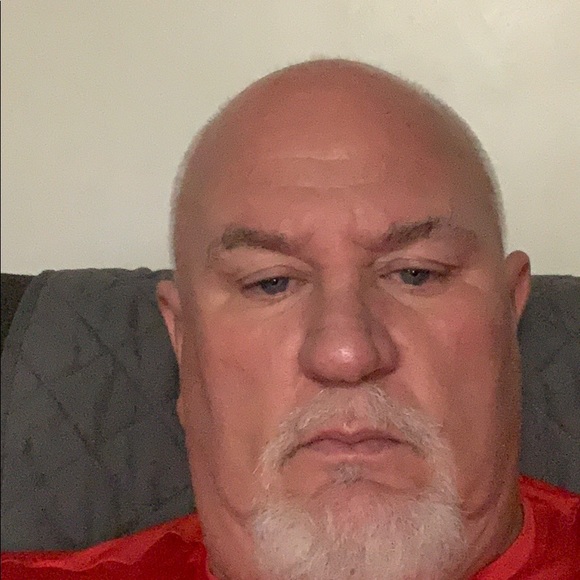 Profile Picture of James Dunphy (@jamesdunphy) on Poshmark