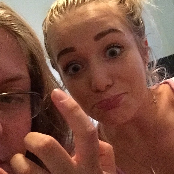 Profile Picture of Rita Cancellieri (@ritacance) on Poshmark