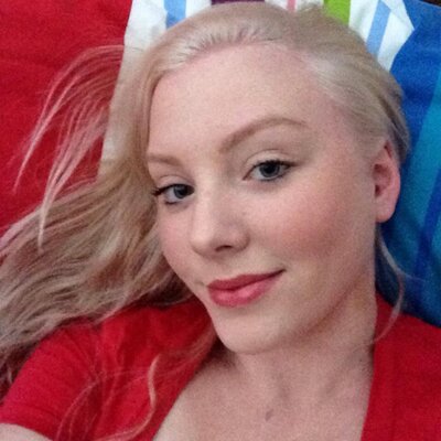 Profile Picture of Cassandra Young (@kassandramari) on Twitter