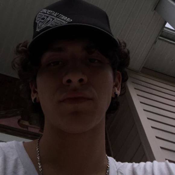 Profile Picture of Jesse Mastros (@mastrosjesse) on Poshmark