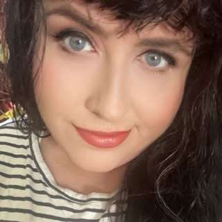 Profile Picture of Coral Higgins (@coralhiggins) on Instagram