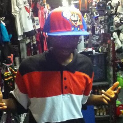 Profile Picture of Anthony Lipscomb (@LyghtBlayz) on Twitter