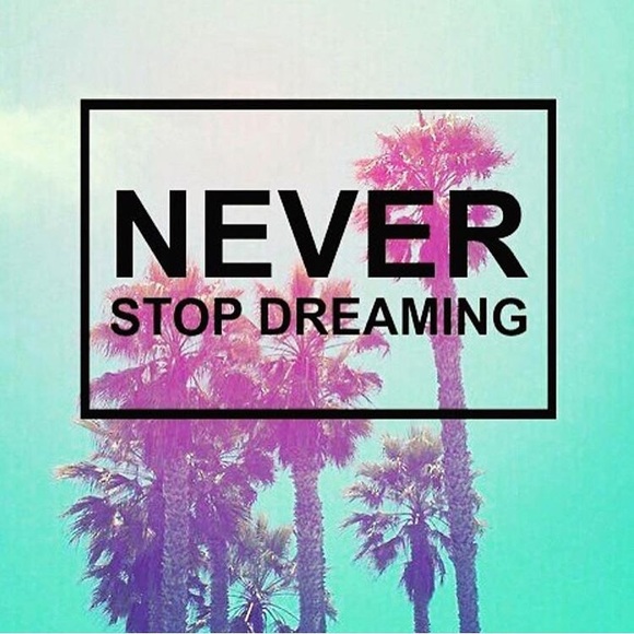 Profile Picture of Whitley Alexander (@whitalex504) on Poshmark