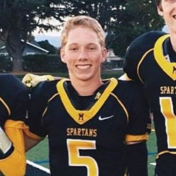 Profile Picture of James Olsen (@jolsen7) on Poshmark