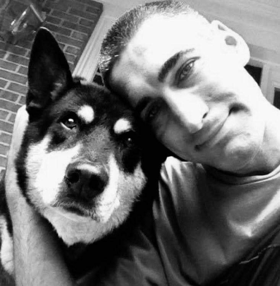 Profile Picture of David Marino (@davemarino998) on Poshmark