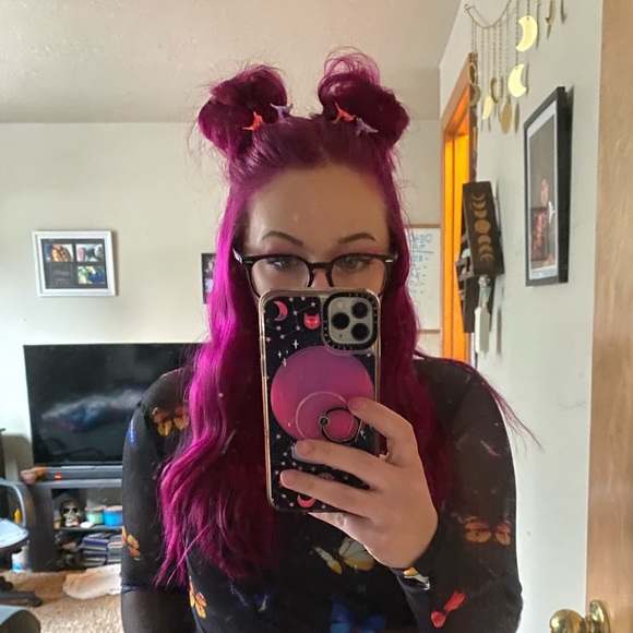 Profile Picture of Kara Axt (@karaaxt) on Poshmark