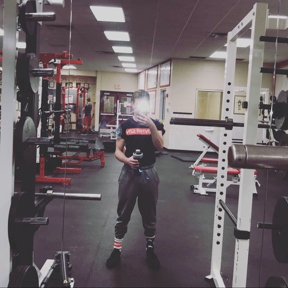 Profile Picture of Jeremiah Baranczyk (@jsbaranczyk) on Poshmark