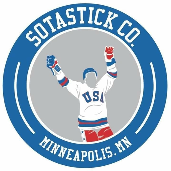 Profile Picture of Josh Emerson (@11emerson99) on Poshmark