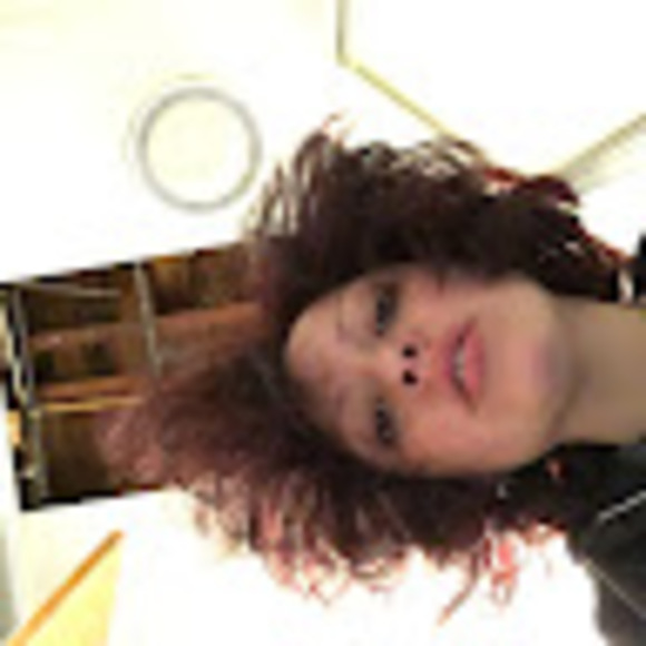 Profile Picture of Nancy michelle Valladares (@nanc7979) on Poshmark