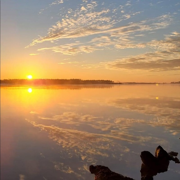 Profile Picture of Madi Albrandt (@_madiclair_) on Poshmark