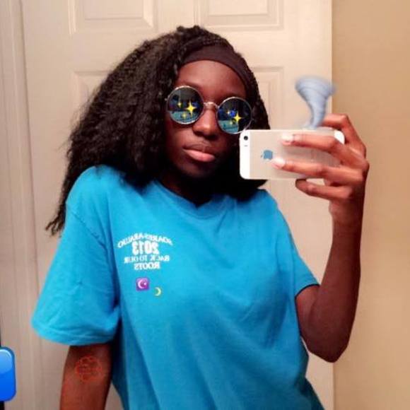 Profile Picture of Yolande Cadet (@yolande401) on Poshmark
