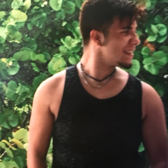 Profile Picture of Mike Morales (@hi5611) on Poshmark