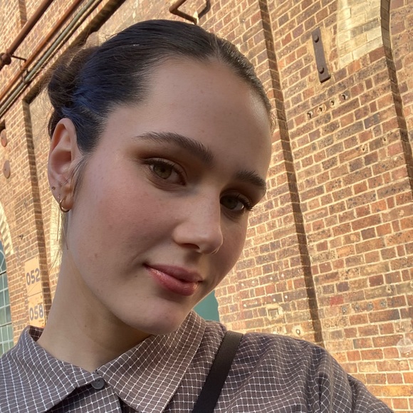 Profile Picture of Mackenzie Sinclair (@kenzsinclair) on Poshmark