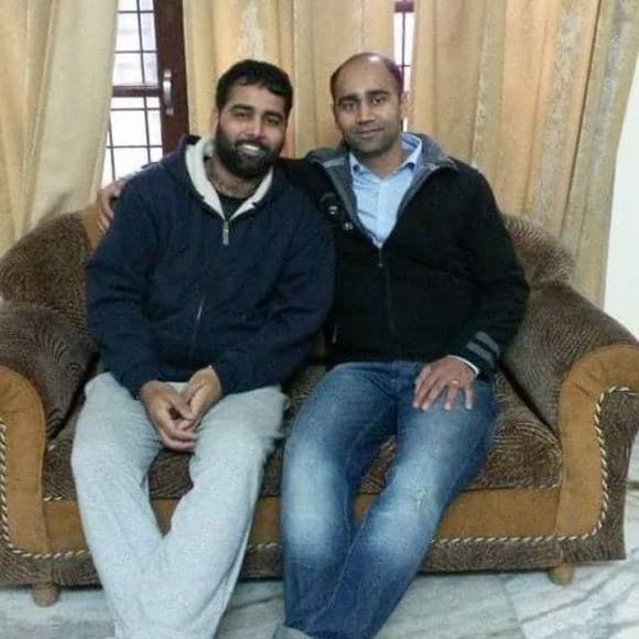 Profile Picture of Raj Dhaliwal (@rajsingh15591) on Poshmark