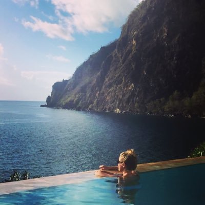 Profile Picture of Emily Schneider (@emily_d_s5) on Twitter