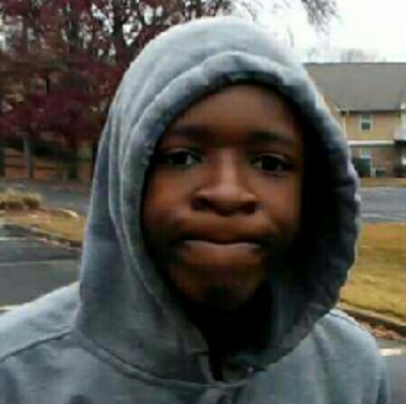 Profile Picture of Darrel Tutani (@killax253) on Poshmark