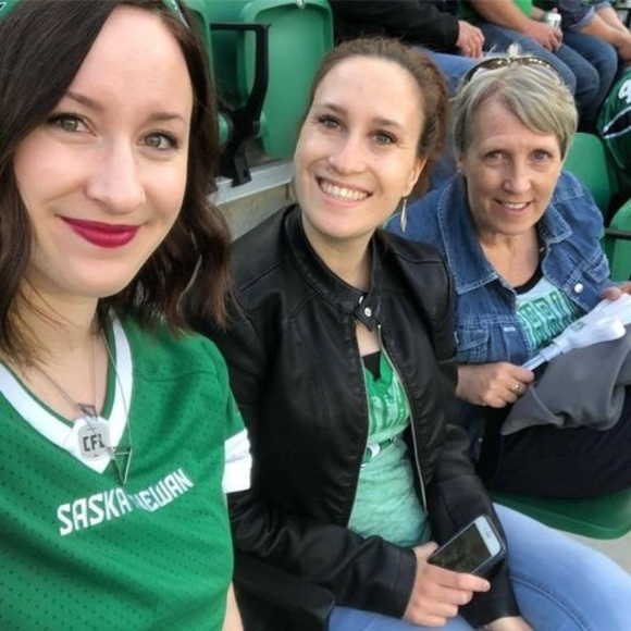 Profile Picture of Brenda Krupka (@brendakrupka) on Poshmark