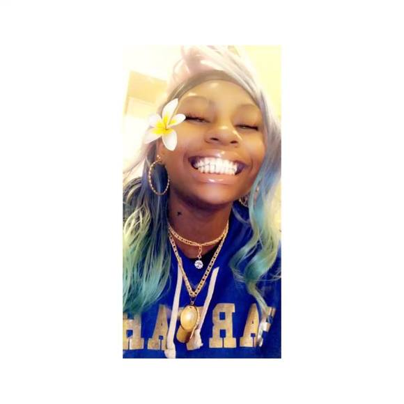 Profile Picture of Chuchie Carter (@123shantel) on Poshmark