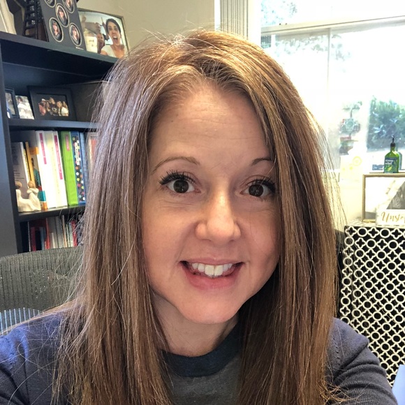 Profile Picture of Cinnamon Johnsrud (@cbjohnsrud) on Poshmark