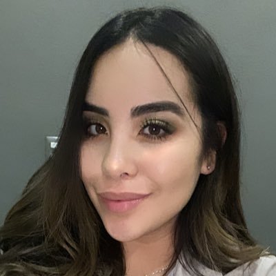Profile Picture of AngieLua (@AngieLua1) on Twitter