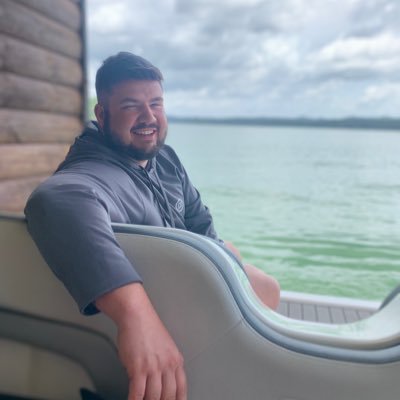 Profile Picture of Zach Henley (@Zhenley55) on Twitter
