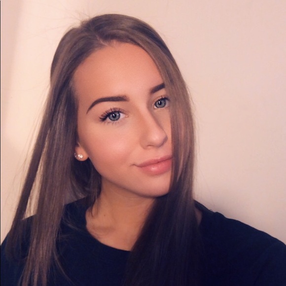 Profile Picture of Mckenna Broaddus (@mbroaddus5) on Poshmark