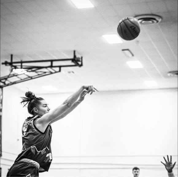 Profile Picture of Kyra Prause (@kyra_prause) on Poshmark