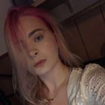 Profile Picture of Carly🐝 (@carly.jo.huff) on Instagram