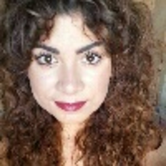 Profile Picture of Paula Loera (@paula03_31) on Poshmark