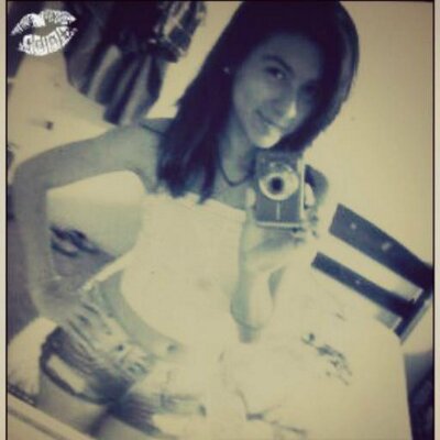 Profile Picture of Miriam Guzmán Chacón (@Chacn14) on Twitter