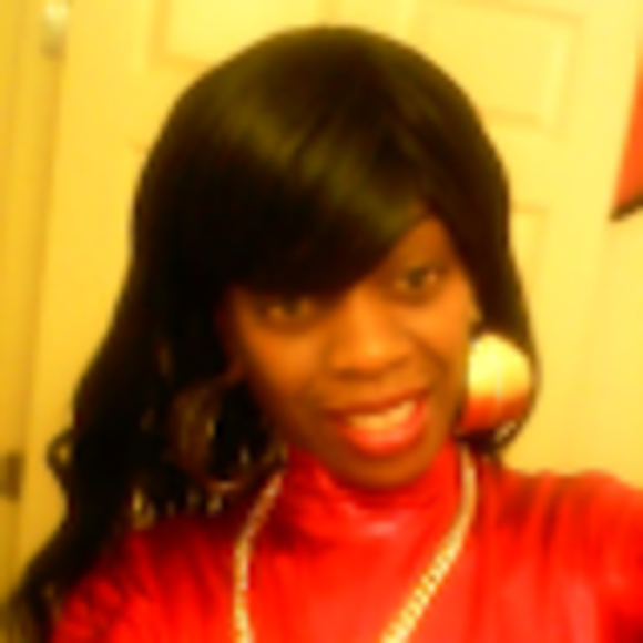 Profile Picture of Sheronda Neal (@sherondaneal) on Poshmark