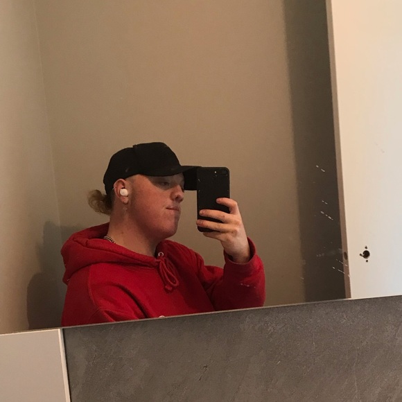 Profile Picture of Kodey Bypost (@kodeyanddec) on Poshmark