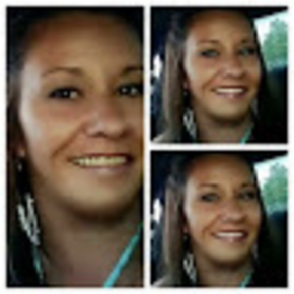 Profile Picture of Michelle Lippoldt (@mlippoldt) on Poshmark