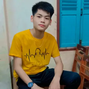 Profile Picture of RV (@beeyang2007) on Tiktok