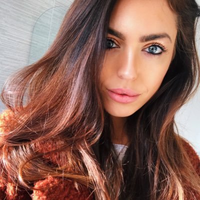 Profile Picture of Darcie Elise Day (@Darcieelise) on Twitter