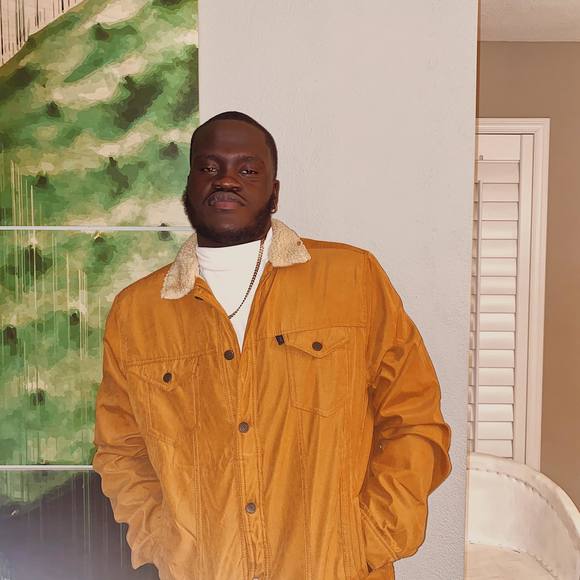 Profile Picture of Martin Simon (@maxjones243) on Poshmark