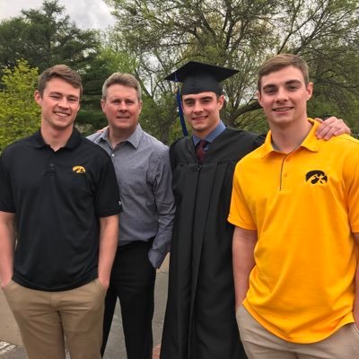 Profile Picture of Joe Sloss (@SlossJoe) on Twitter