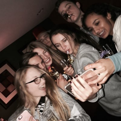 Profile Picture of Jillian Olson (@jillanolson16) on Twitter