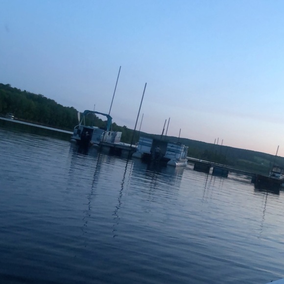 Profile Picture of Ariane Becotte (@ariane1234438) on Poshmark